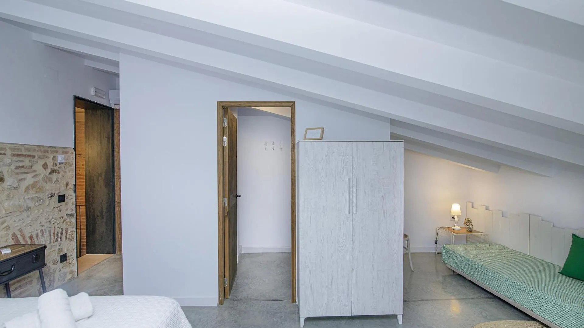 Can Serra 1786 Llagostera Lantgård